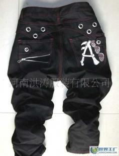 內(nèi)貿(mào)與外貿(mào)的橋梁 解析零售庫(kù)存、廠家直銷(xiāo)與非主流調(diào)檔的產(chǎn)業(yè)生態(tài)